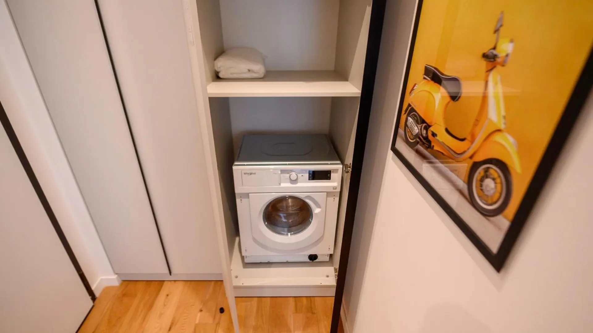 Exclusive 1Br Apartments In One Cotroceni Bucharest Romania