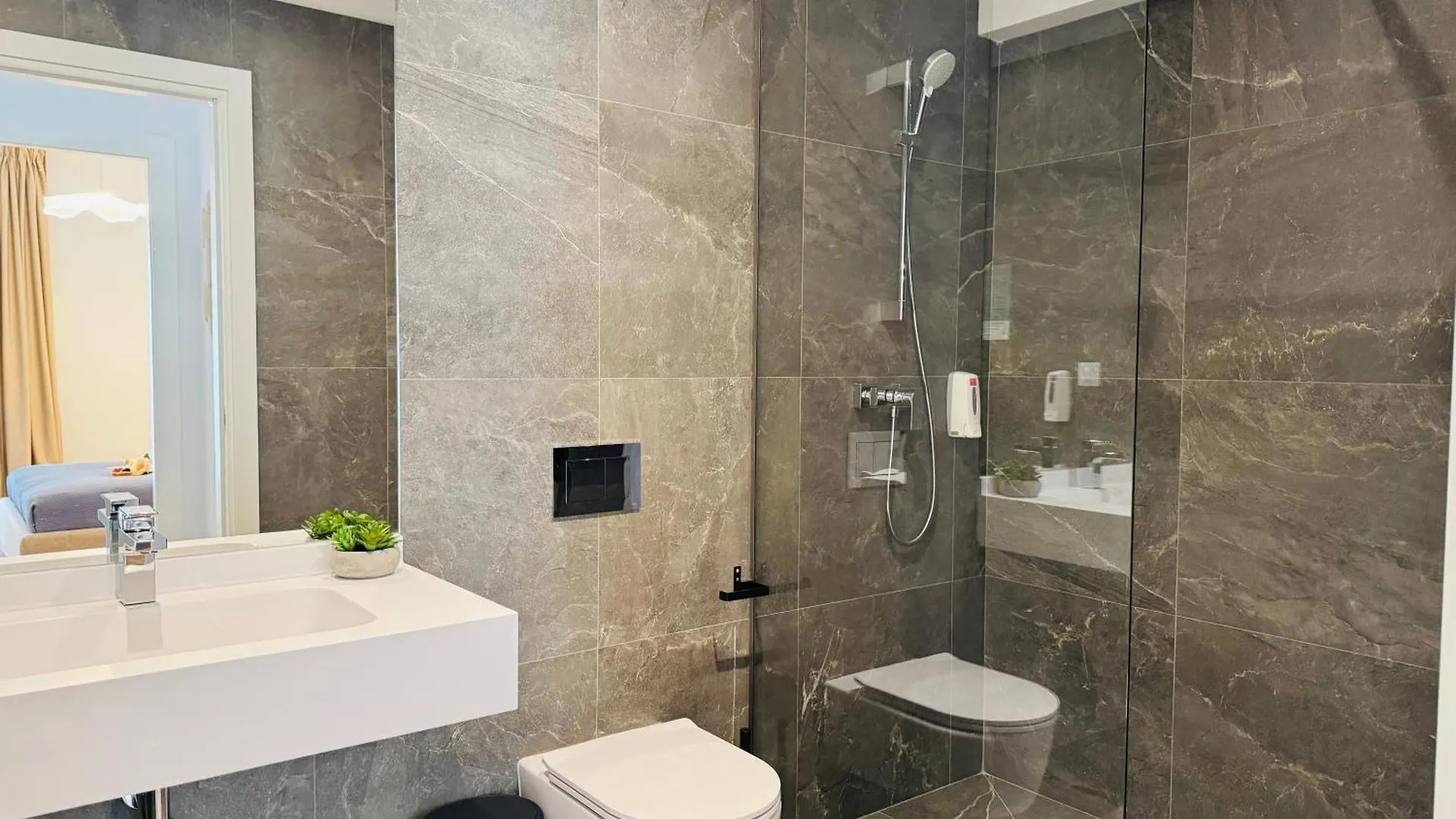 Exclusive 1Br Apartments In One Cotroceni Bukareszt