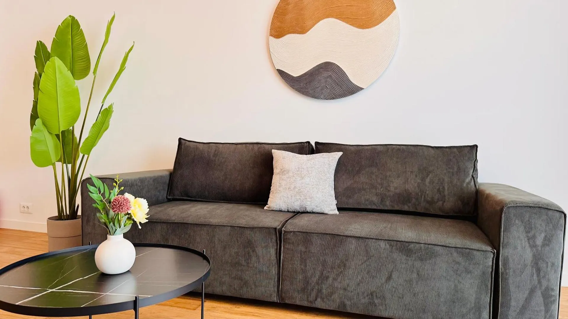 Exclusive 1Br Apartments In One Cotroceni Bukareszt