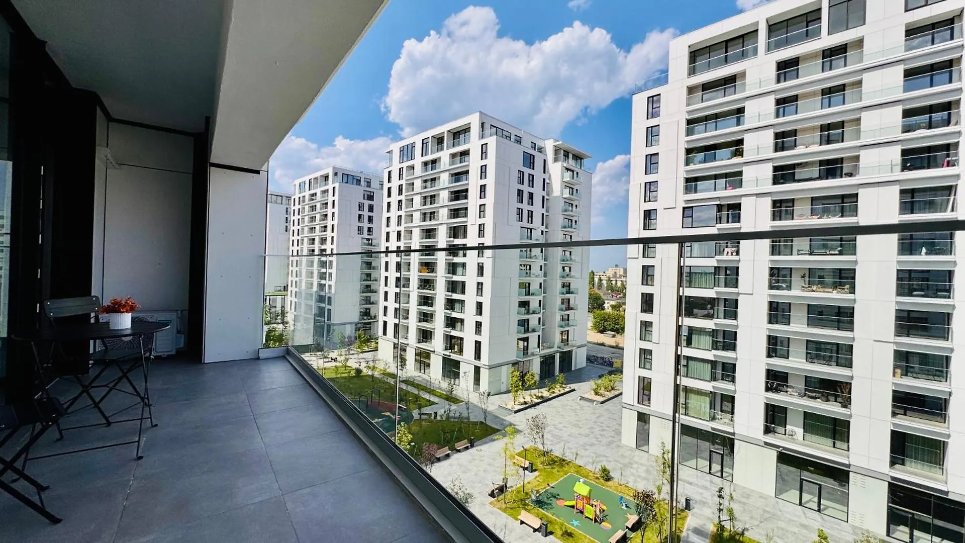 Exclusive 1Br Apartments In One Cotroceni Bukareszt 0*,  Rumunia