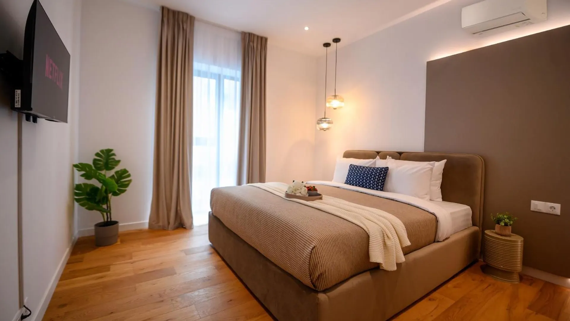 Exclusive 1Br Apartments In One Cotroceni بوخارست 0*,